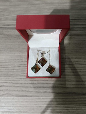 Majorica silver 925 necklace and earrings new with orange-green color