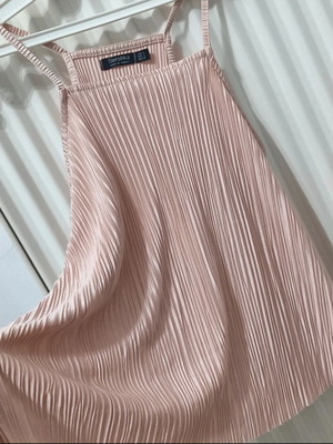 Bershka Pleated Top with Halter Neck Soft Pink Size S Like New