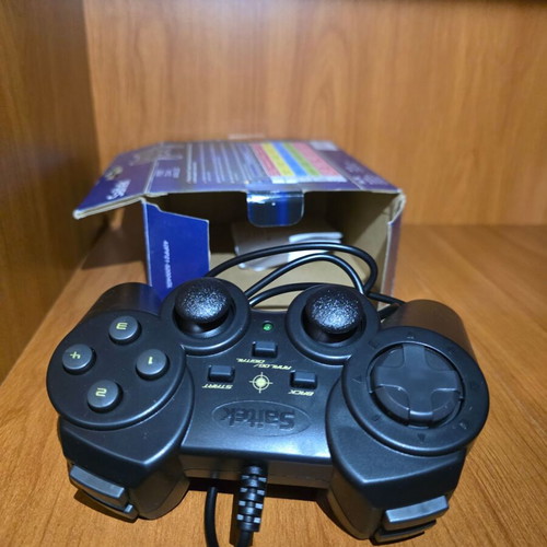 Saitek PC Gamepad Console Controller new, wired