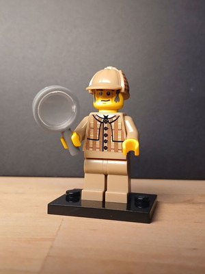 LEGO Minifigures Detective Series 5 complete set like new