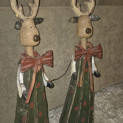 Wooden decorative reindeer used, set of 2 pieces