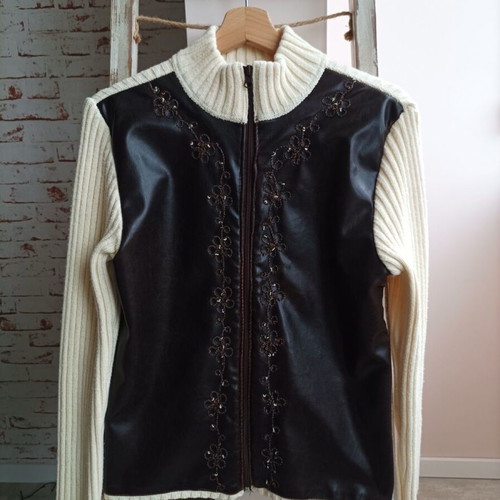 Women's cardigan made of genuine leather like new, size S/M