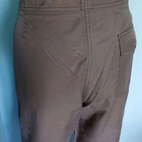 Liva by danwear sport bermuda shorts with waist and leg adjustment