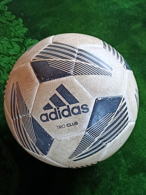 Adidas Tiro Club μπάλα ποδοσφαίρου