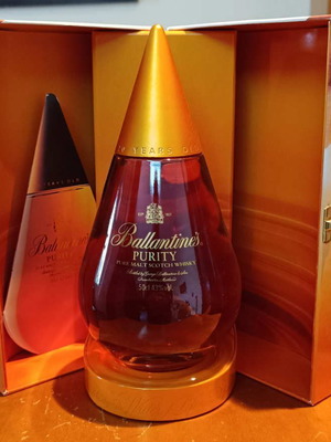 Ballantine's Collectible Whisky 20 Years Old, New