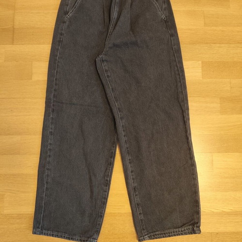 Dazy Mom Fit women's black washed grey jeans, size S