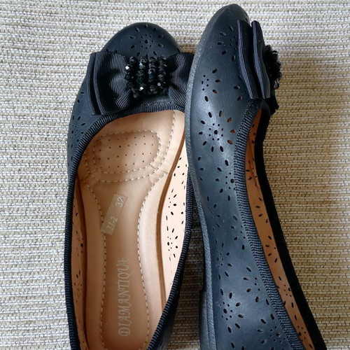 Diamantique black ballerinas size 32 with soft orthopedic sole new