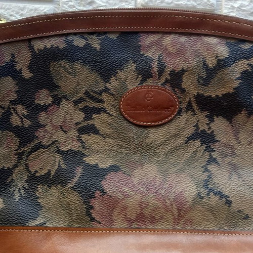 Emilio Carducci Italian designer pochette handbag