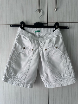 Benetton shorts for boy 2-3 years like new, white