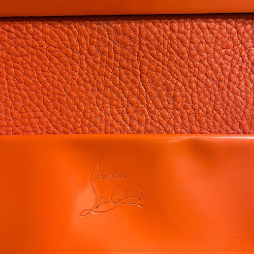 Christian Louboutin shoulder bag like new, orange