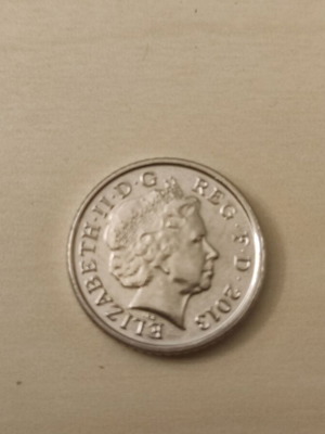 United Kingdom 5 Pence Coin 2013 like new