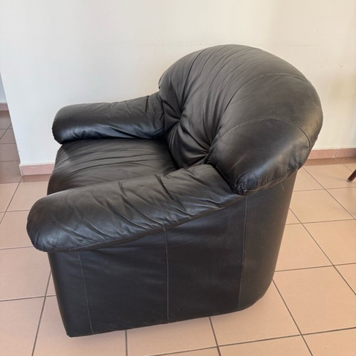 Black leather armchair used, synthetic leather