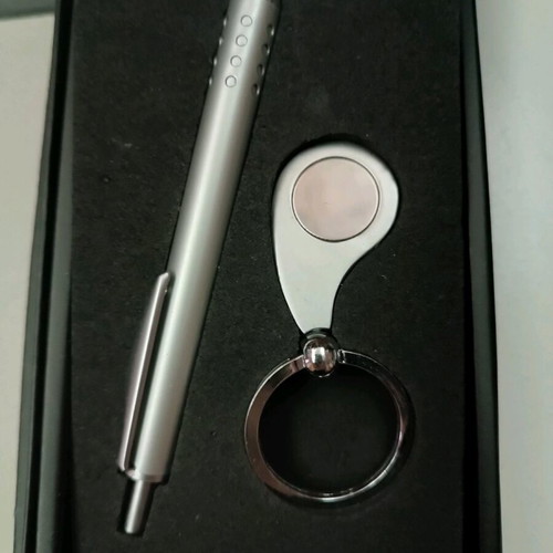 Gift set pen and keychain new