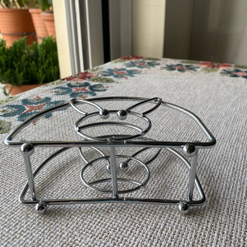 Metal napkin holder bunny like new