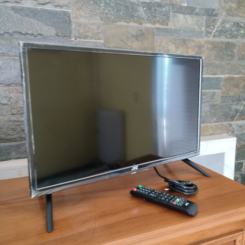 JVC 24-inch TV like new