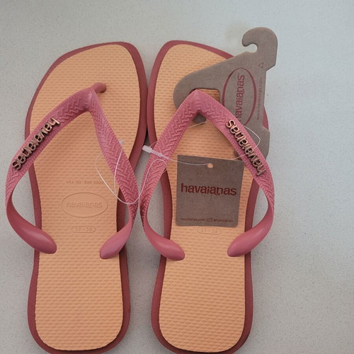 Havaianas slippers new, size 39/40