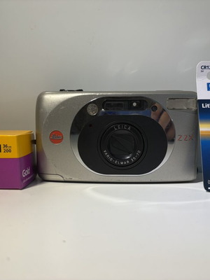 Leica Z2X film camera with Kodak Gold film and Philips battery
