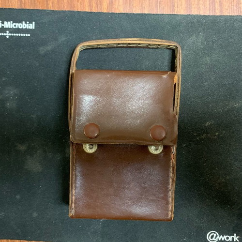 Vintage Mitsubishi Electric Six Transistor radio used with leather case