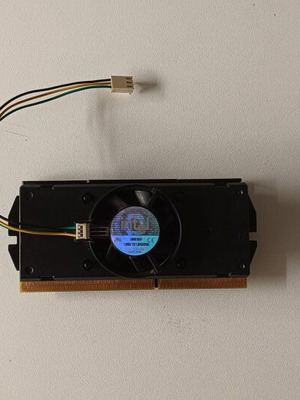 Intel Pentium III 450MHz Slot-1 CPU like new with cooler