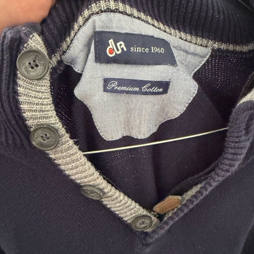 Dur blue pullover size large like new