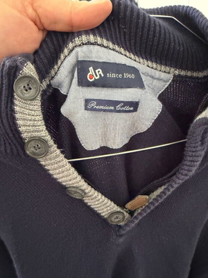 Dur blue pullover size large like new