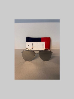 Le Specs sunglasses used with minor wear