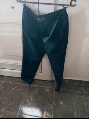 Billy Sabbado women's pants size Medium like new, blue