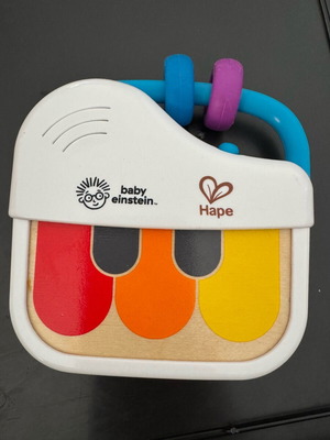 Hape mini piano magic touch wooden like new with two rattles, 3 toys