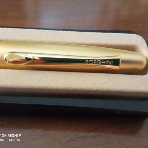 Borghini pen new, in its box