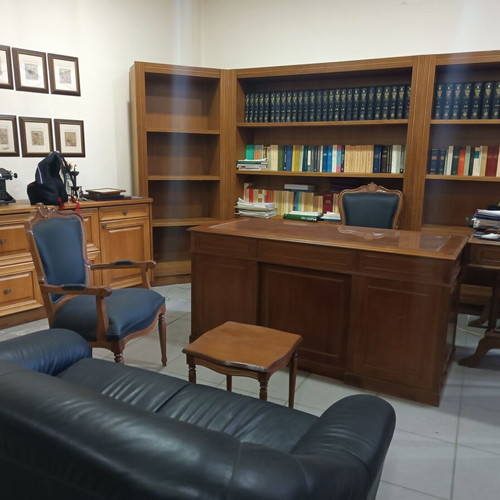 Luxury office furniture set like new