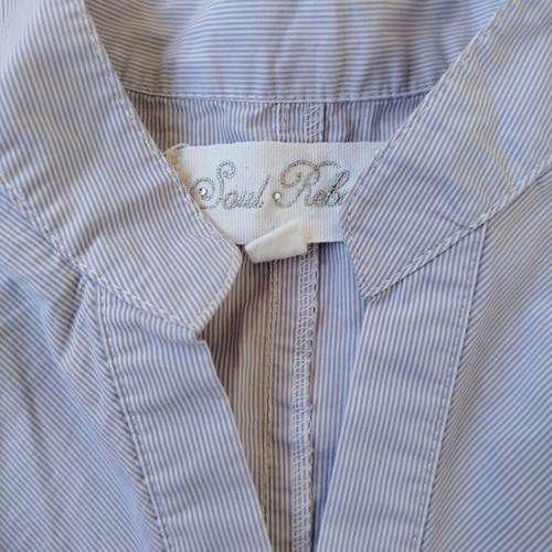 Cotton women's summer blouse S-M like new, white and blue