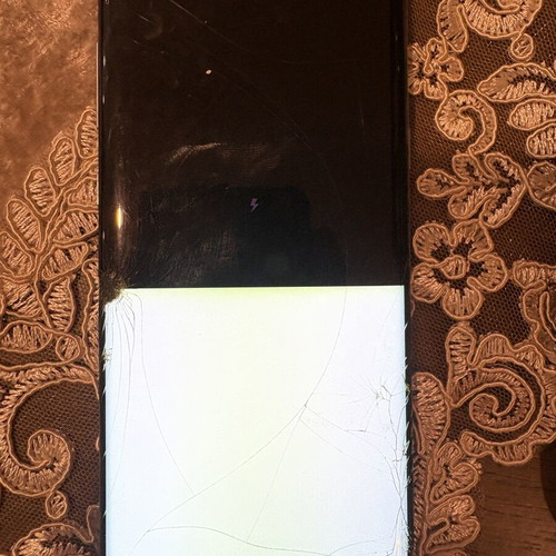 Samsung Galaxy S8+ 64GB smartphone used with screen damage