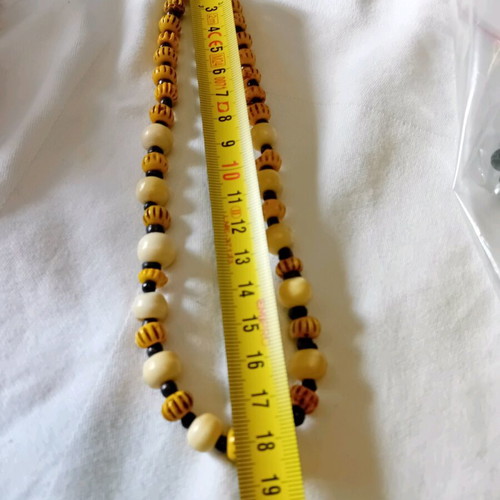 Handmade necklace used, white and yellow