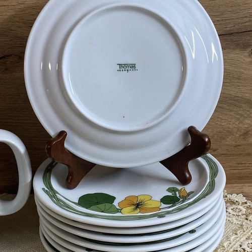 Thomas Germany German porcelain used, set with 8 plates and teapot