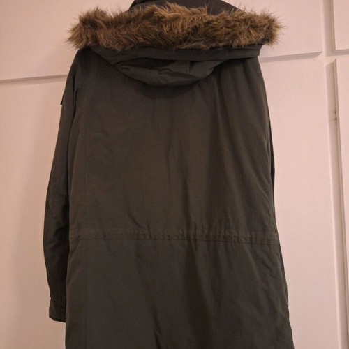 Karrimor long jacket like new, green with removable fur hood
