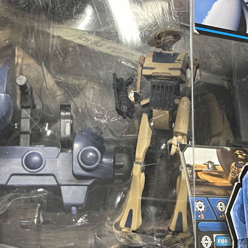 Star Wars Hasbro Armored Scout Tank with Tactical Droid new