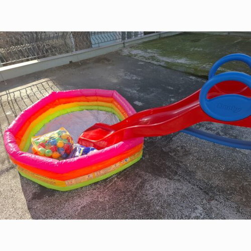 Children's slide with inflatable pool and 100 colorful balls, new