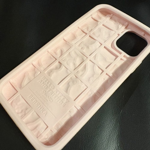 Hello Kitty iPhone 11 case