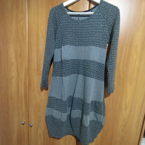 Women's elastic dress gray size M like new, made in Italy