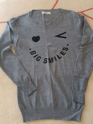 Elisa immagine wool shirt like new, grey, fits Medium to XL