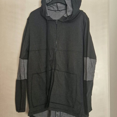 BodyTalk men's grey jacket with hood like new
