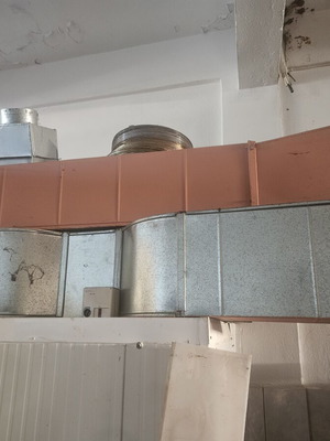Ventilation with large snail motor like new, multiple louvers