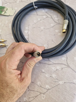 Svhs cable about 3m with gold-plated connectors like new