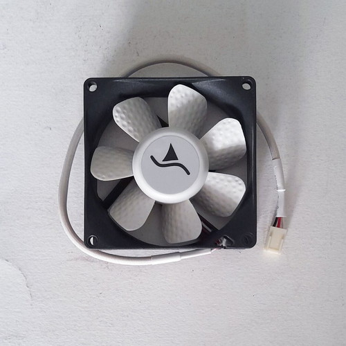 Sharkoon Silent Eagle 80mm 1000rpm computer fan used