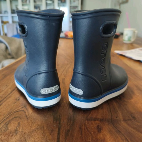 Crocs kids rain boots like new