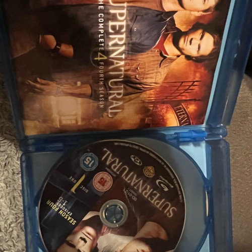 Supernatural Season 4 Blu-Ray boxset like new