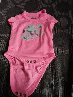 Baby bodysuit like new