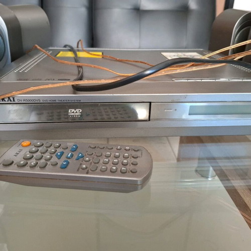 Akai home cinema used with DVD, CD, MP3, tuner