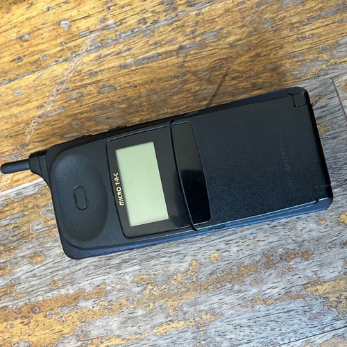 Motorola Micro T-A-C vintage mobile phone used, black
