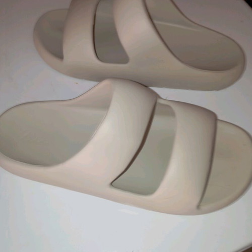 Zara sandals size 44 like new